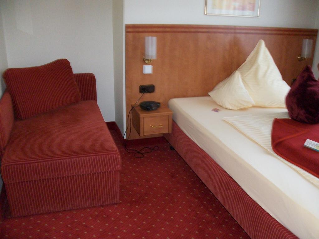 Ruhr Hotel Essen Buitenkant foto